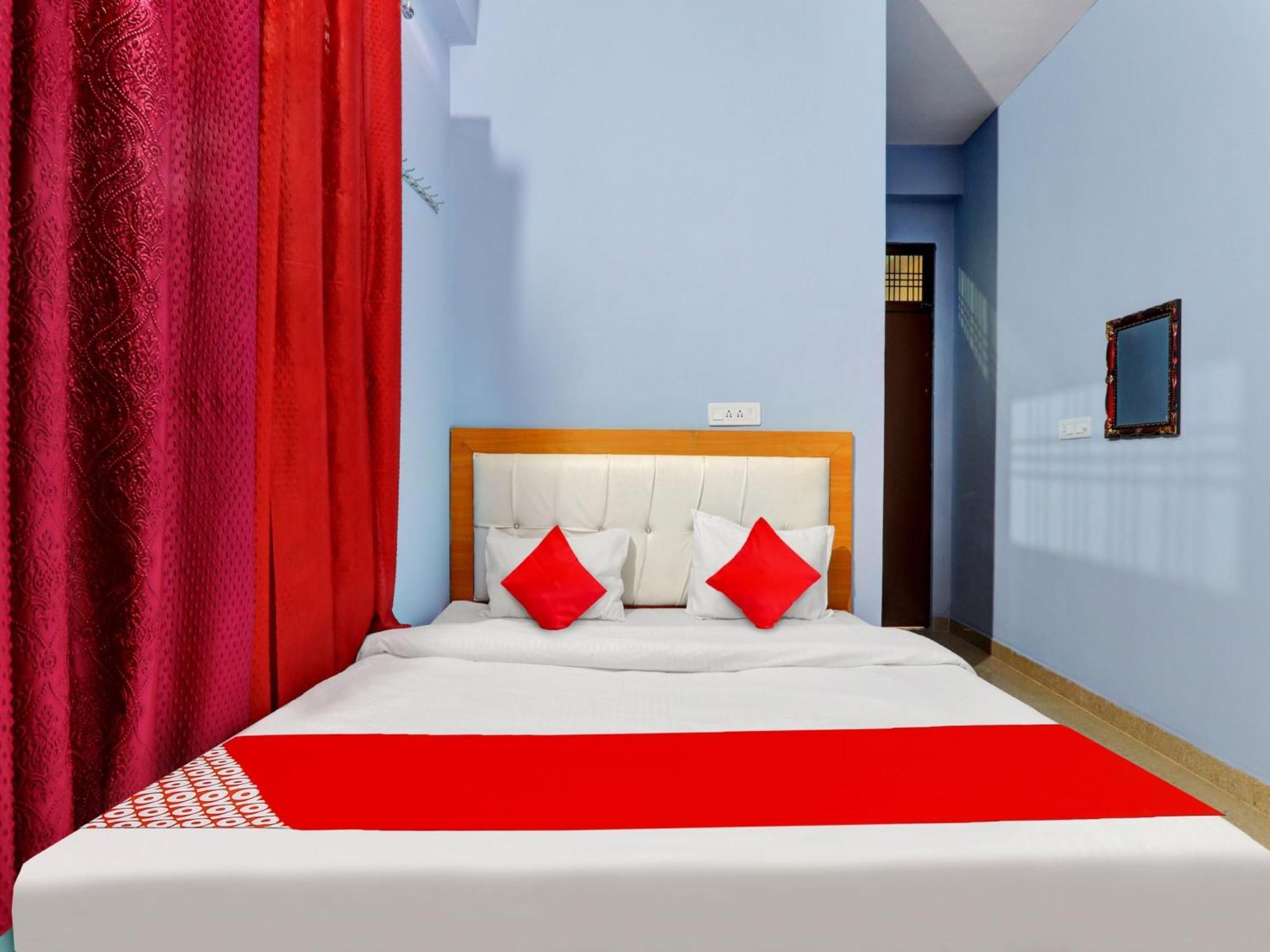 Hotel O Aradhya Galaxy Bhauli Exterior photo