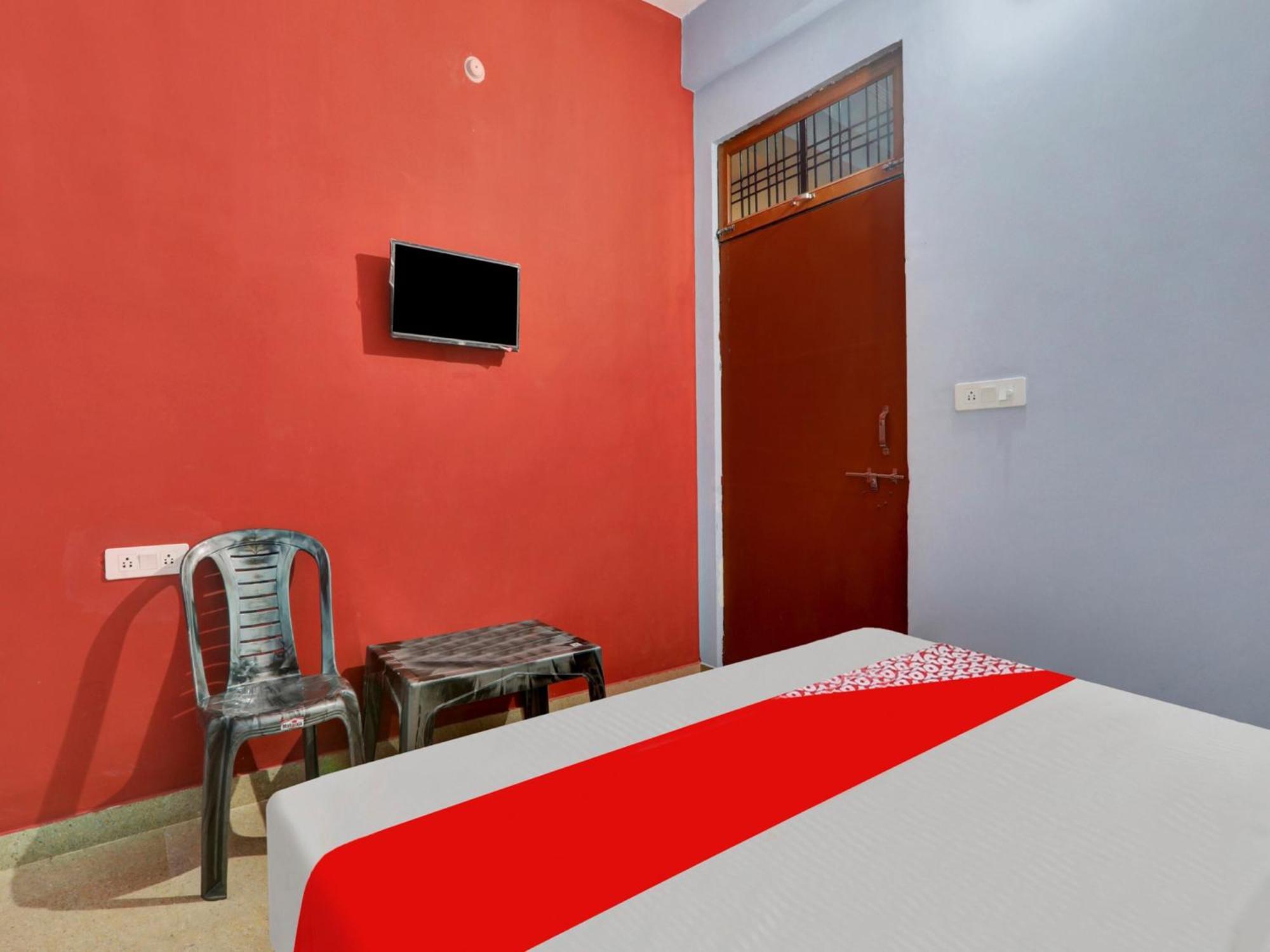 Hotel O Aradhya Galaxy Bhauli Exterior photo